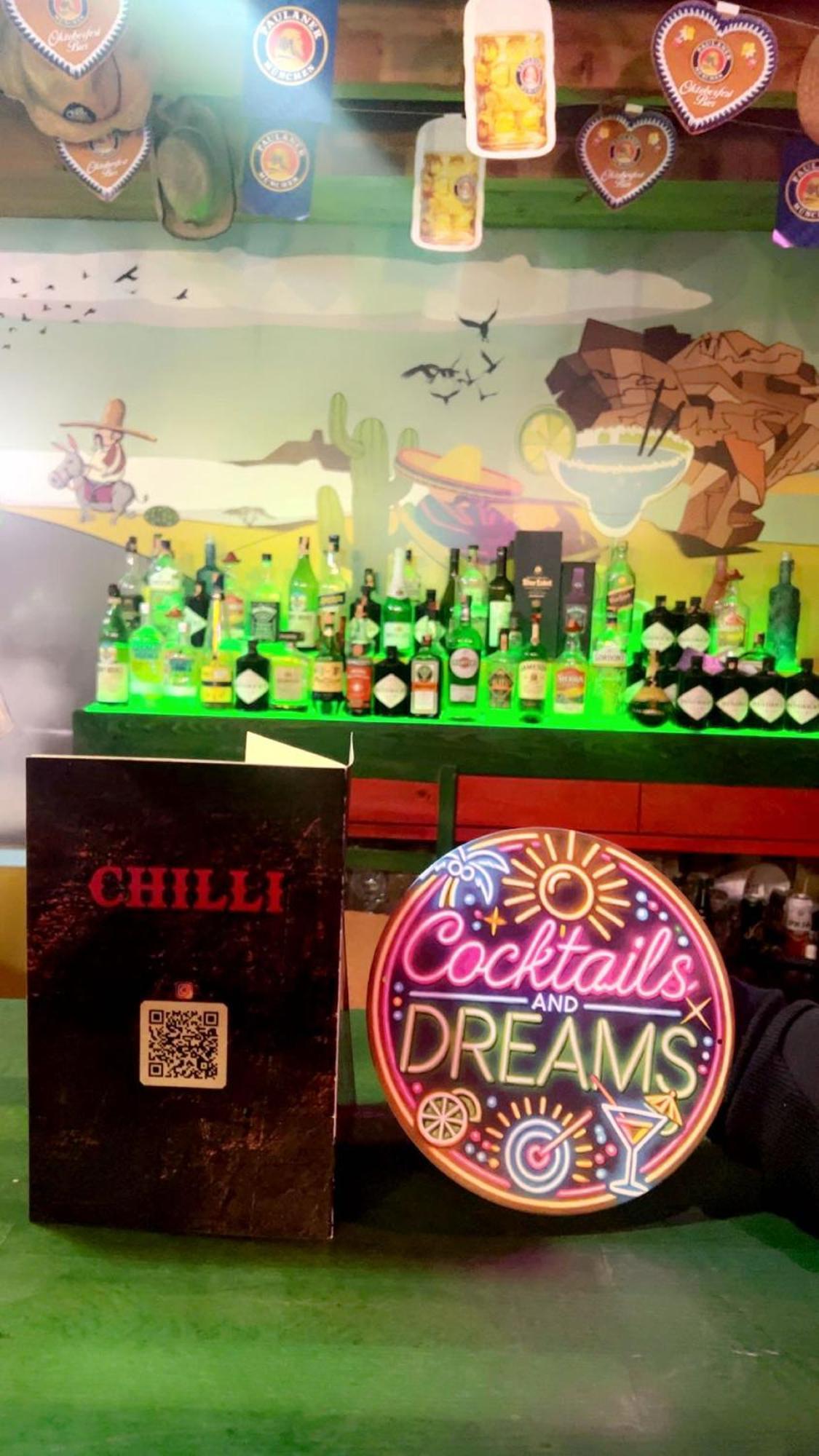 Hostel Chilli Тирана Экстерьер фото